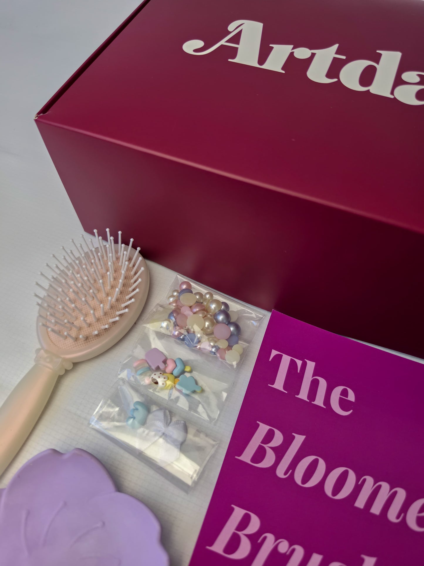 Bloomette Brush
